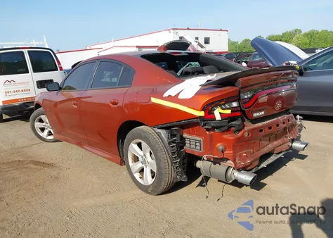 2022 Dodge Charger R/T z USA, uszkodzony, nr VIN 2C3CDXCT4NH208454